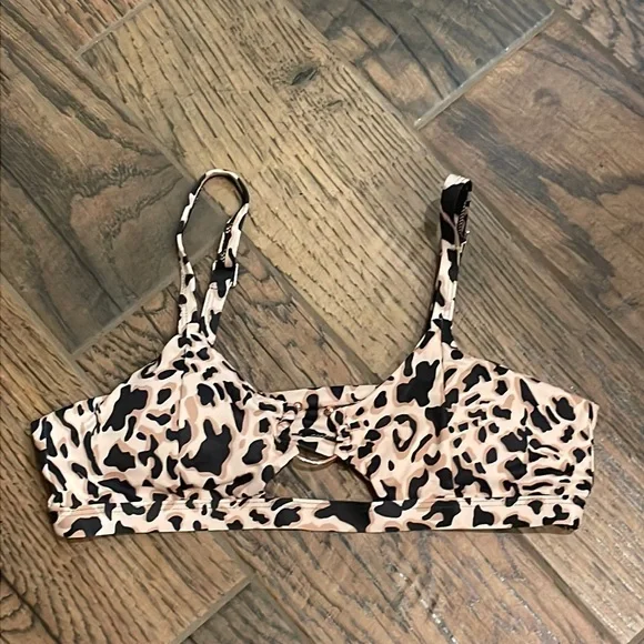 NWOT Leopard Print Large Bikini Top - Picture 2 of 3
